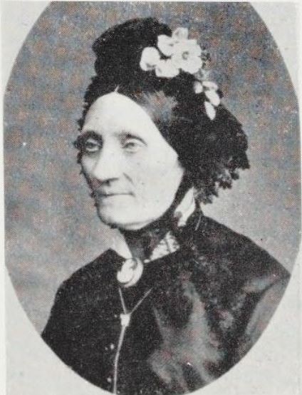 karoline m sommerschield f1811.jpg