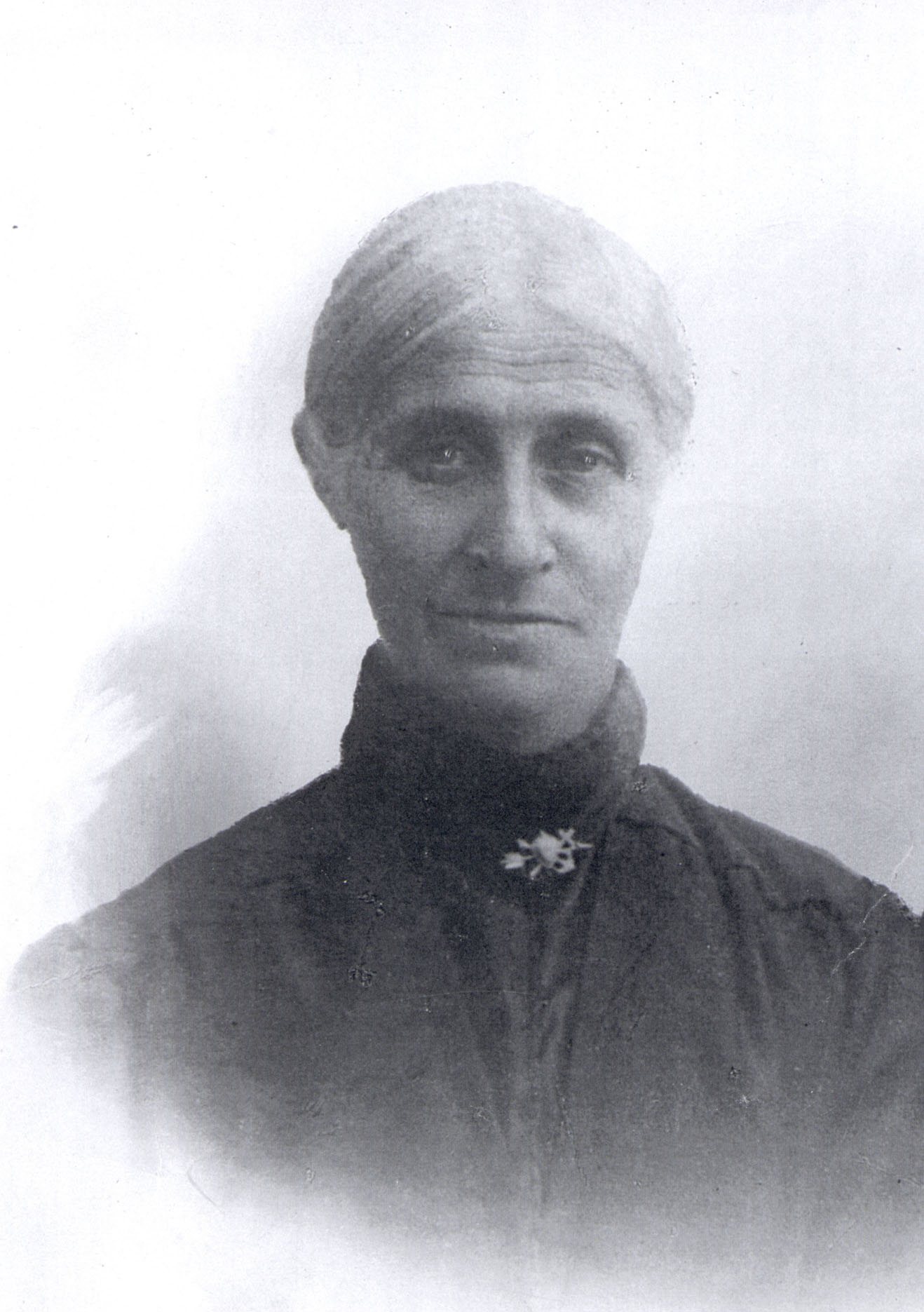 kristine bondo f1865 gml.jpg